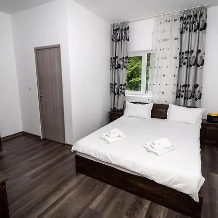 Lodge Pensiunea Gura Milii Varlaam (Buzau)